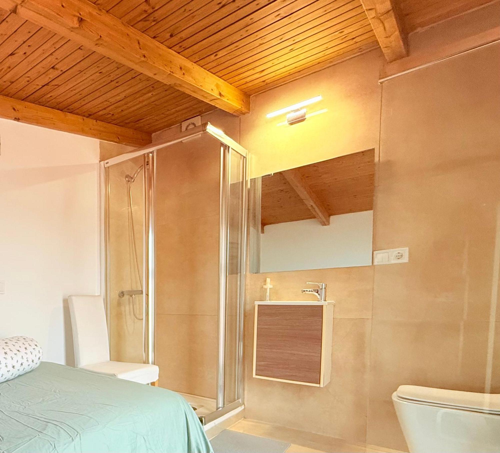 Rosa Rooms, Habitacion Con Bano Privado Pozuelo de Alarcón Eksteriør billede